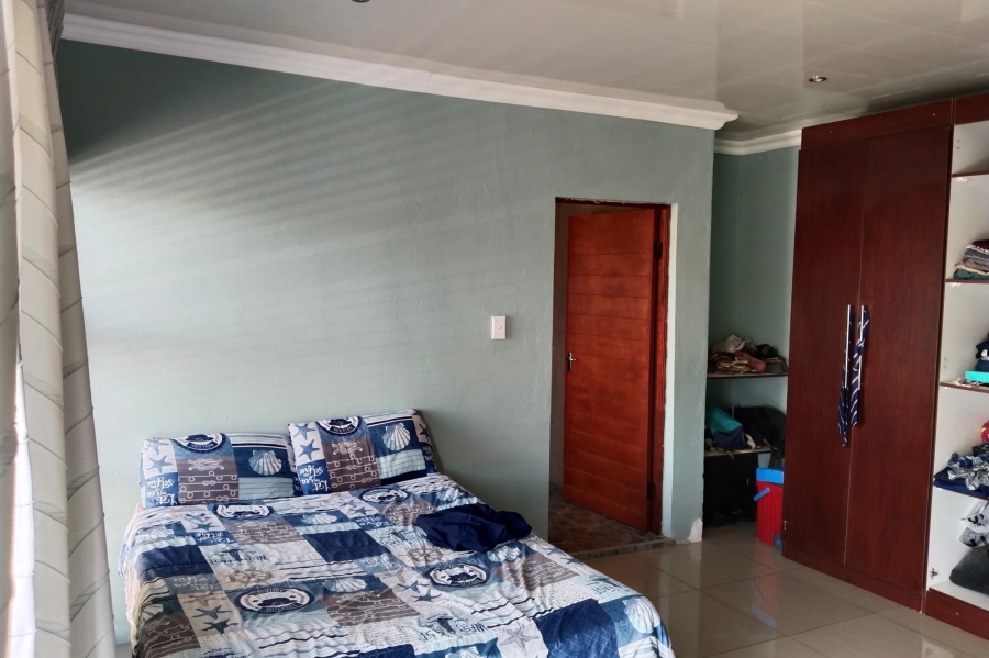 5 Bedroom Property for Sale in Birdwood Estate North West